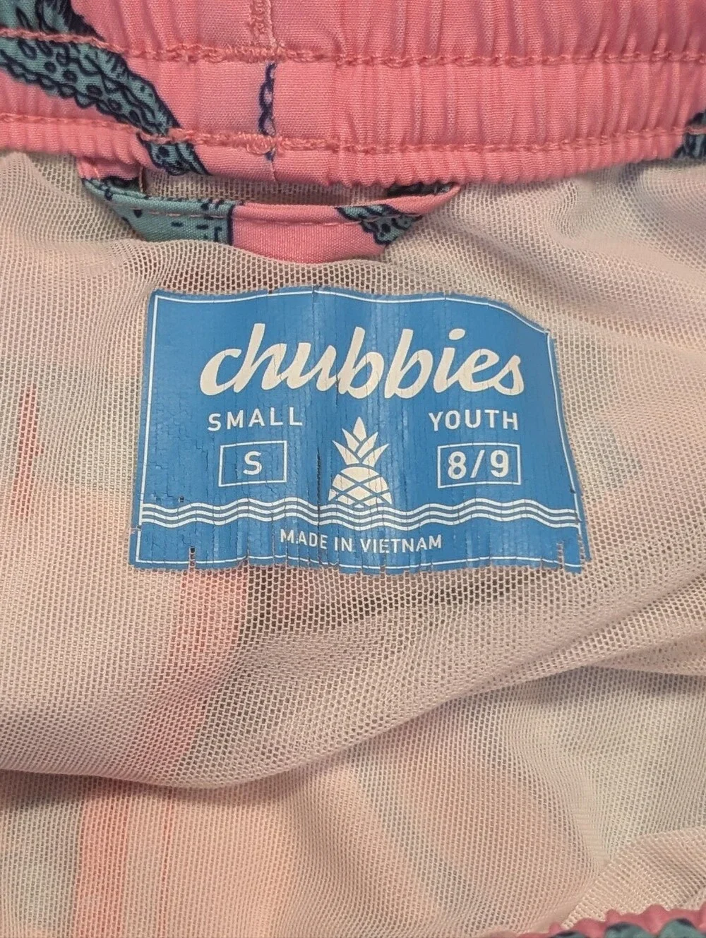 chubbies Pink Swim Shorts with Teal Alligator Print Small Size 8/9 youth